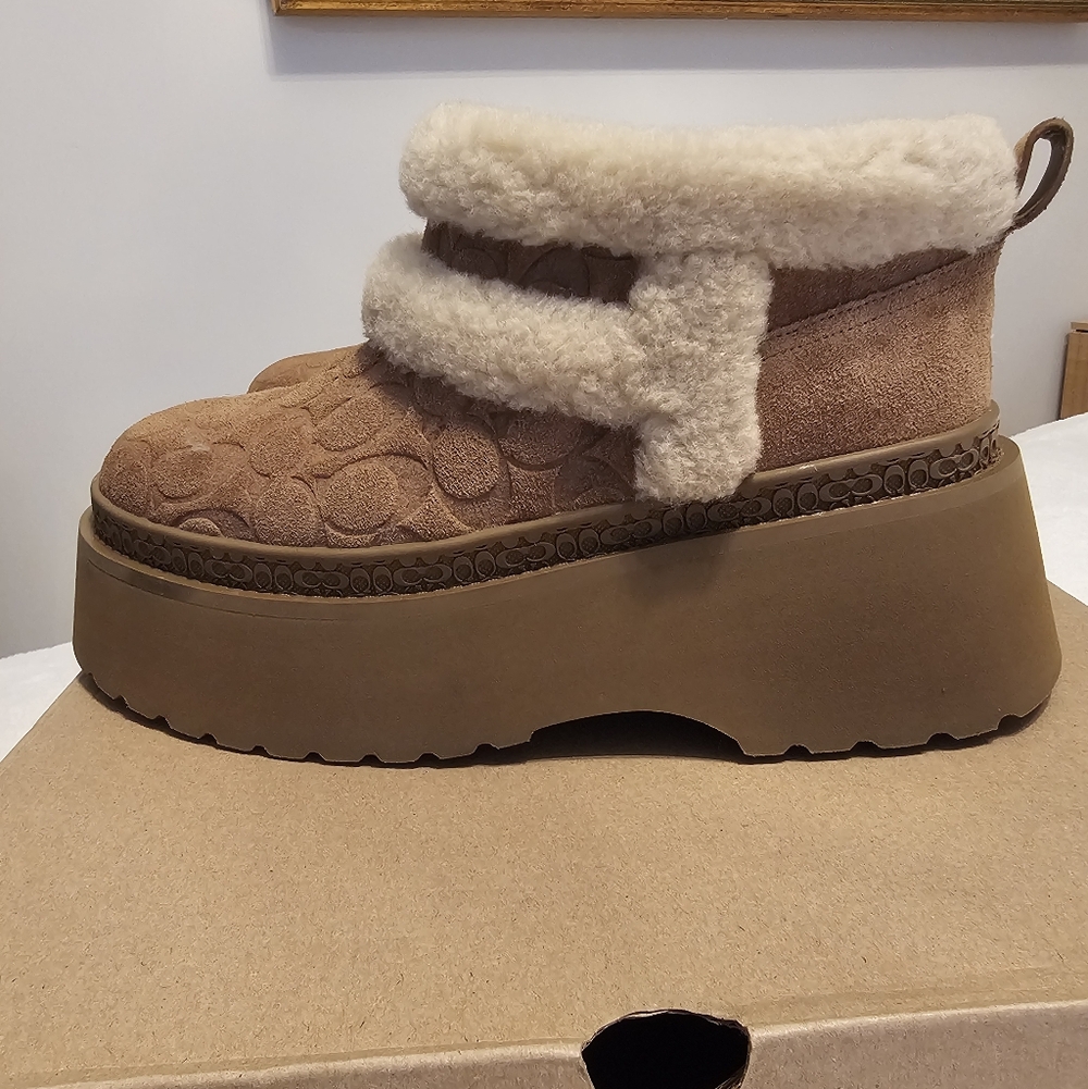 Coach Christina Shearling Platform Boots - Picture 5 of 5